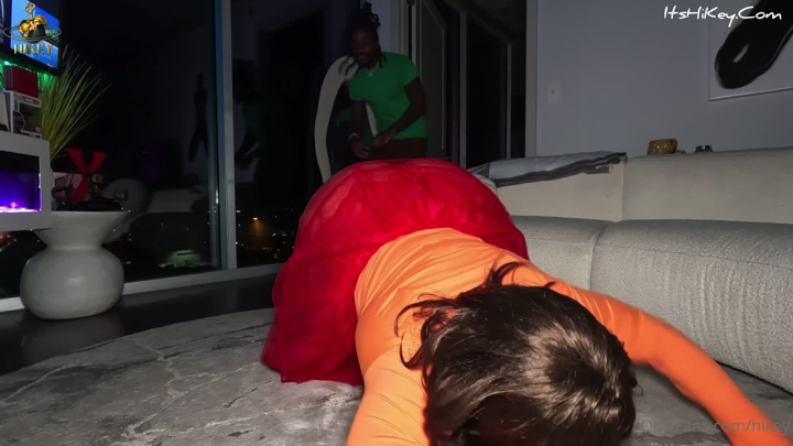 ISLAND BOOTY
